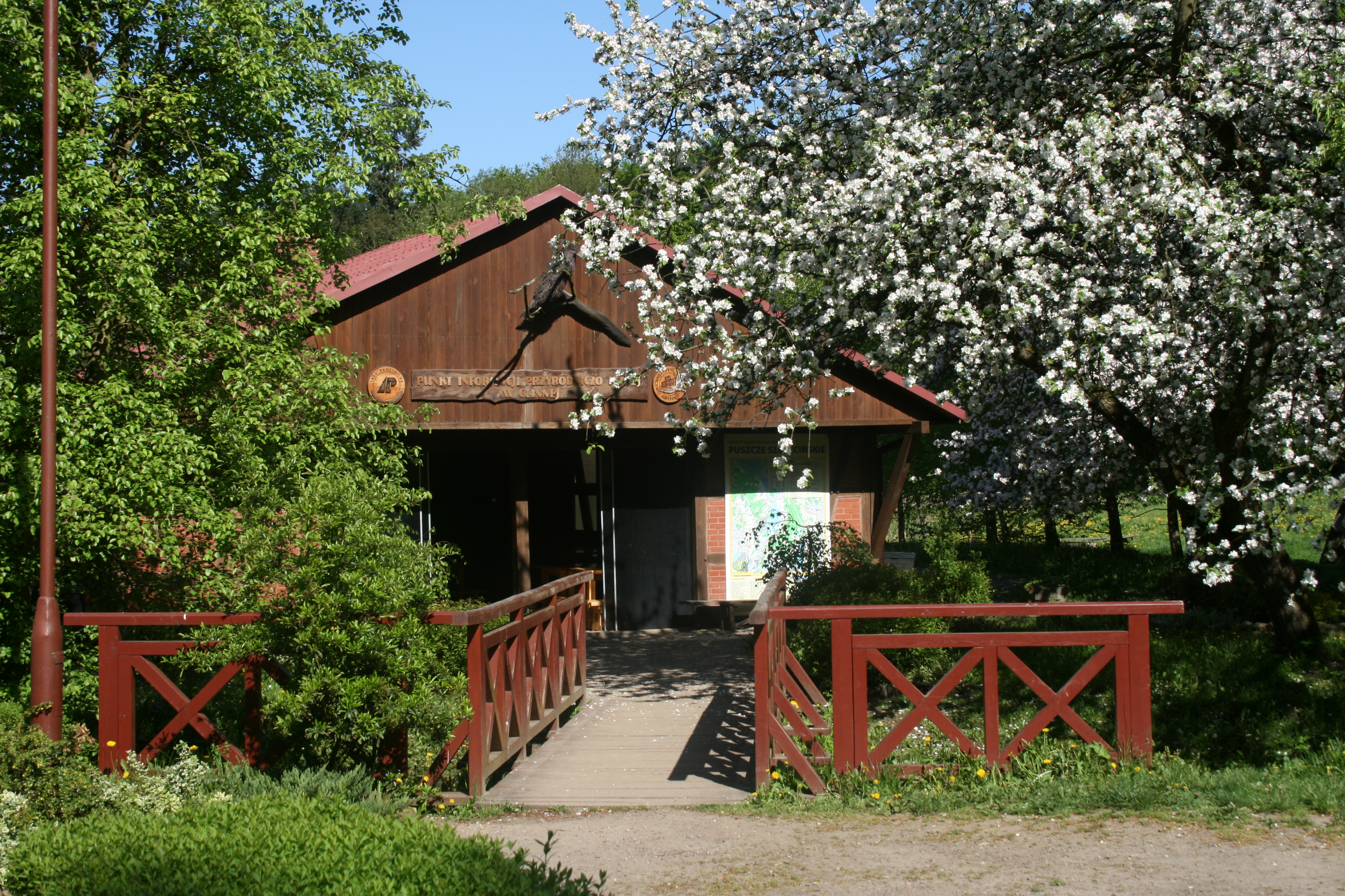 Punkt Informacji Przyrodniczo - Leśnej w Glinnej. Fot. L. Kmiecińska